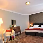 לינה וארוחת בוקר Quinta Do Cabo Azoia (Sintra)