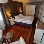 Quinta Do Cabo לינה וארוחת בוקר 4*