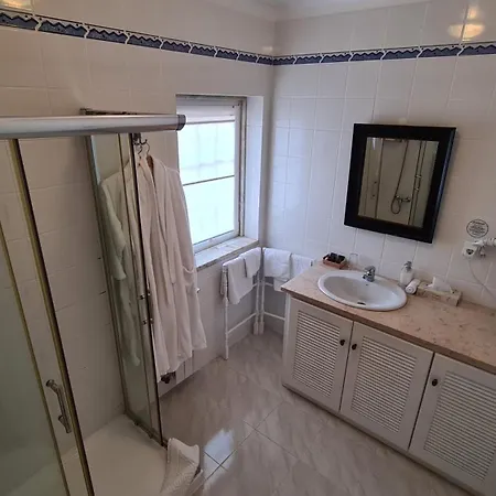 Quinta Do Cabo Bed & Breakfast